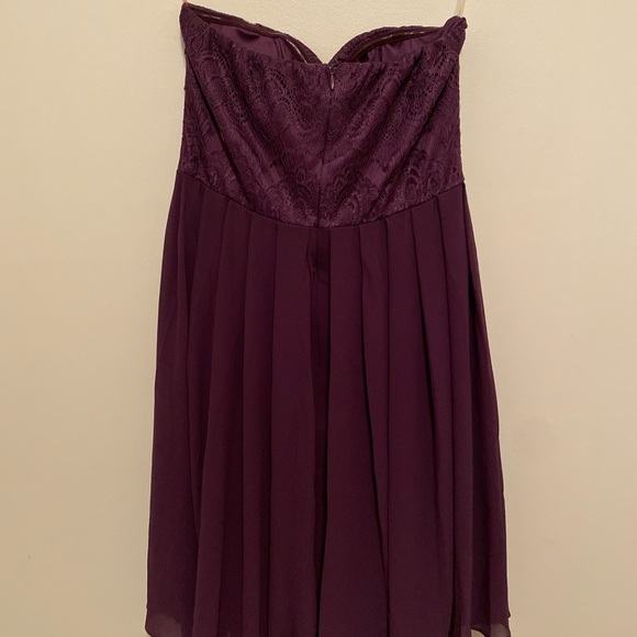 BNWOT Ladies Knee Length Dress - Picture 2 of 3